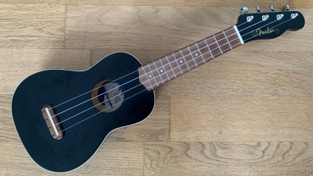 Fender Venice BLK, sept. 2022